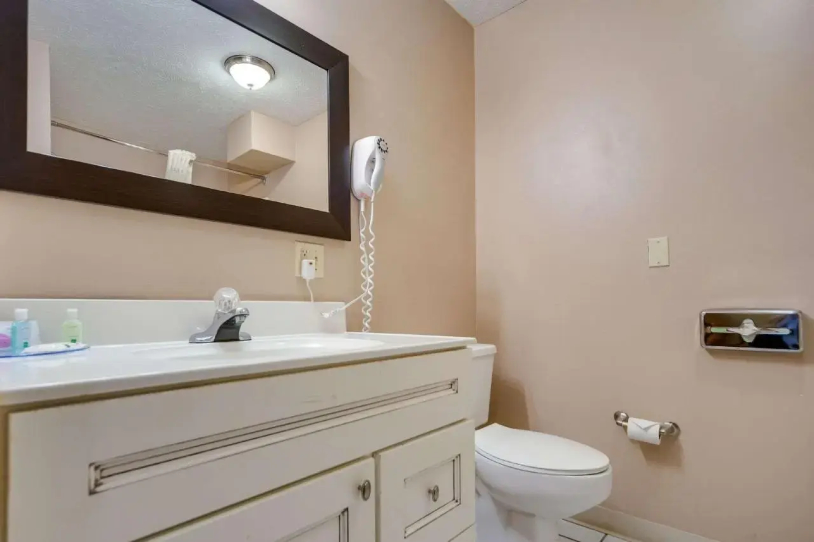 Best Western North Shore Lodge