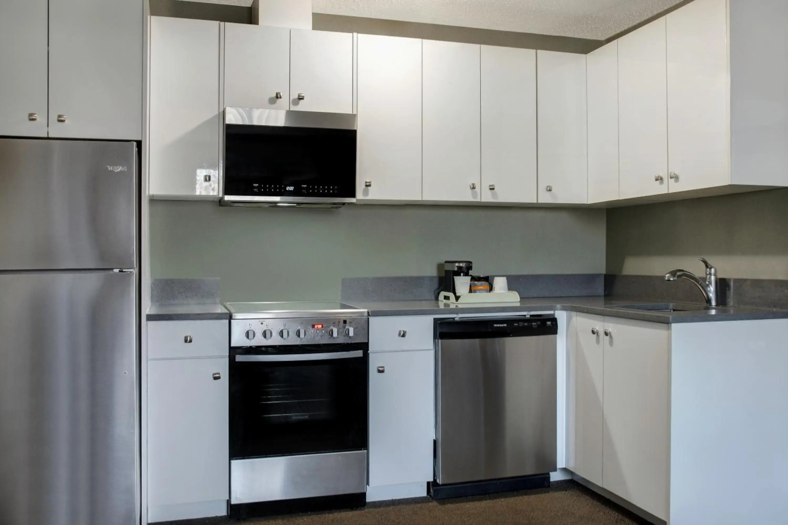 Days Inn by Wyndham Whitecourt