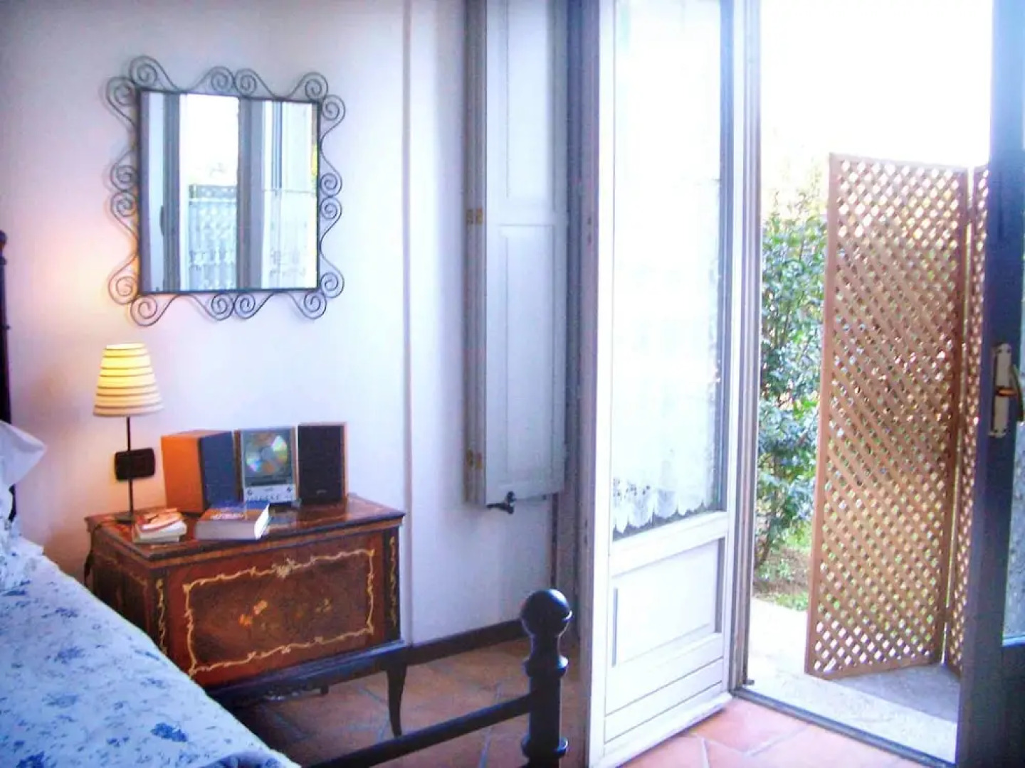 Apartment With one Bedroom in Belgirate, With Wonderful Lake View and Enclosed Garden - Near the Beach