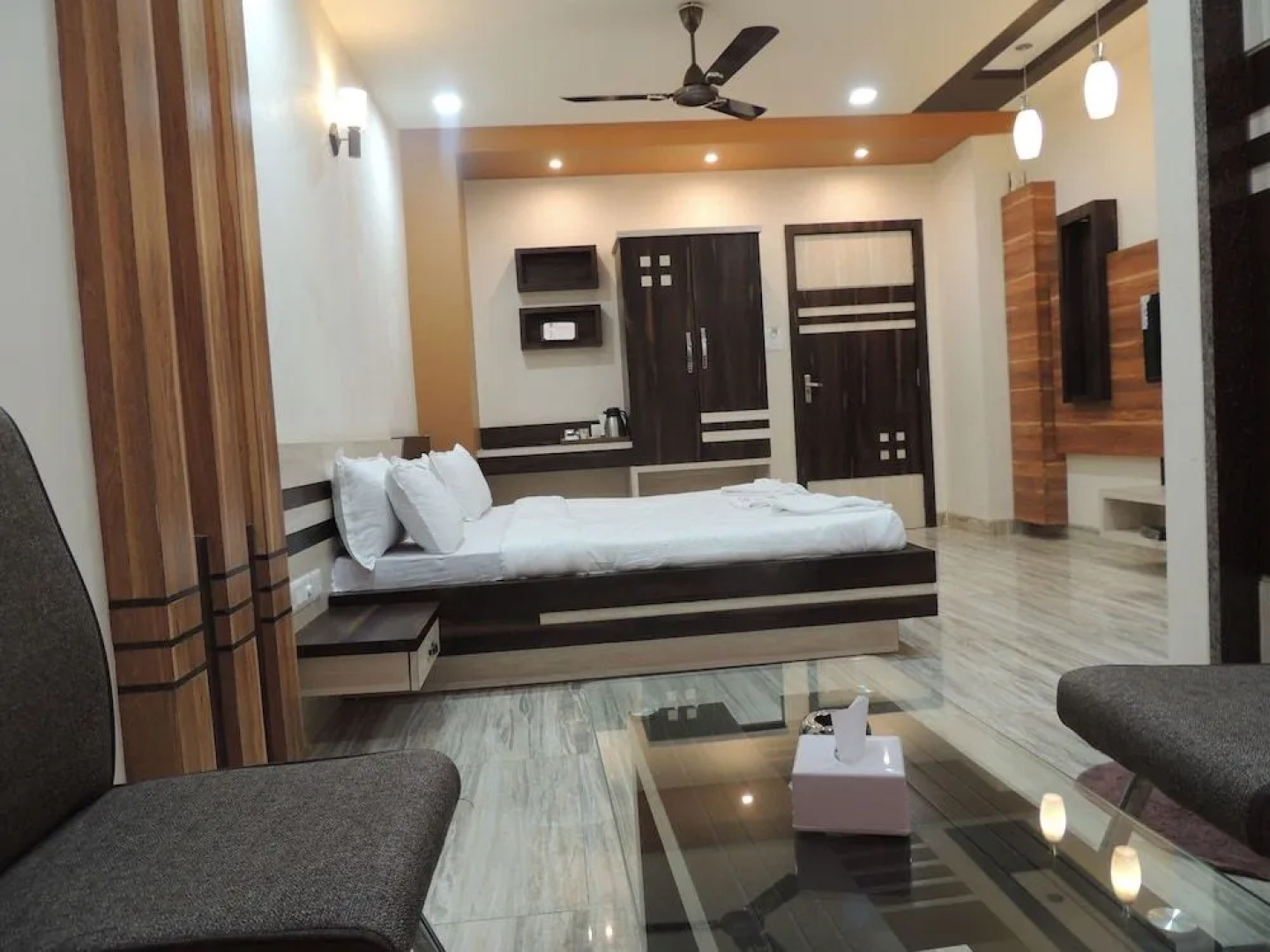 Hotel Kashish International