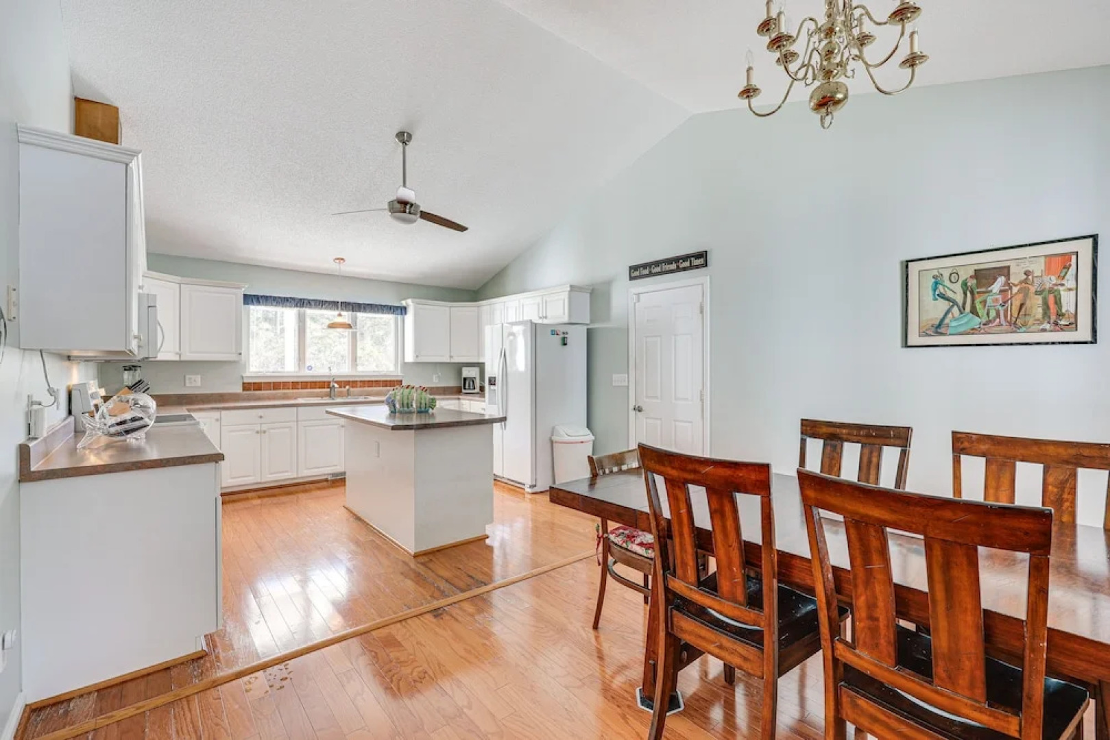 Cape Carteret Home ~ 3 Mi to Crystal Coast Beaches