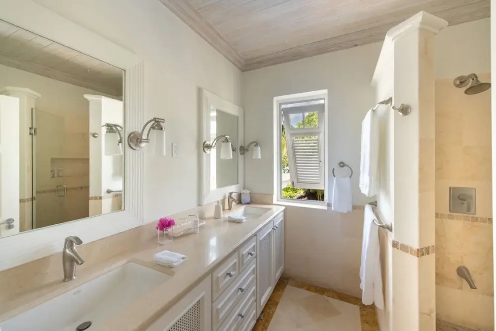 Westhaven by Blue Sky Luxury