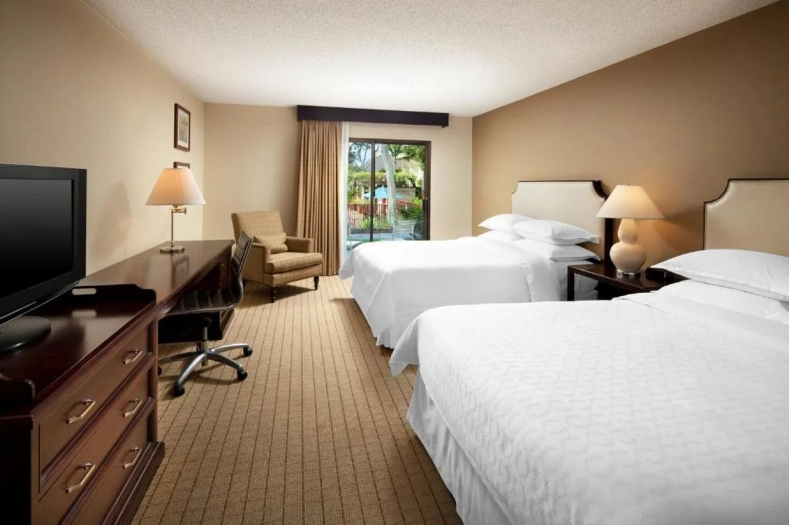 Treehouse Hotel Silicon Valley