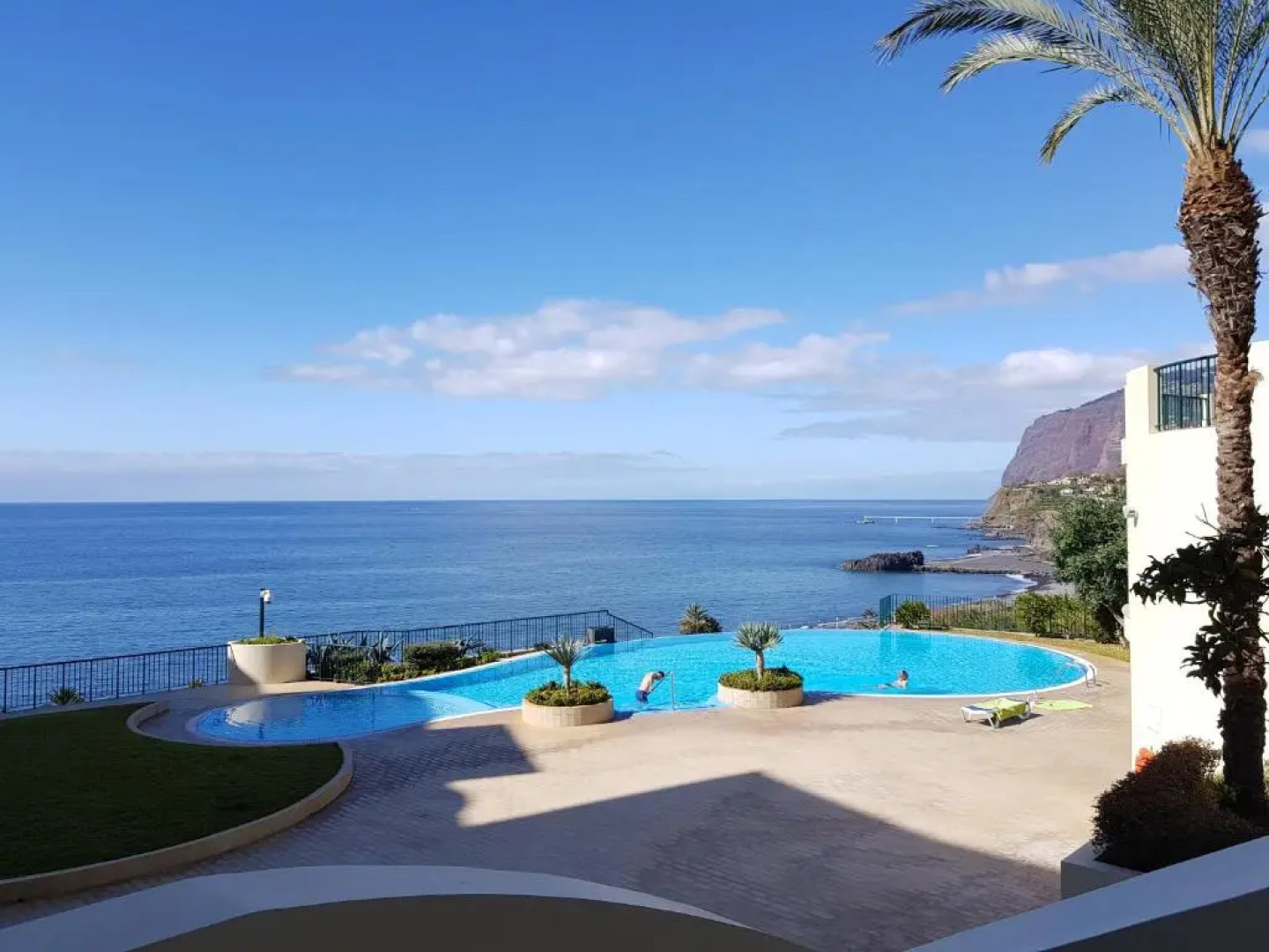 Atlantic Ocean View Apartment