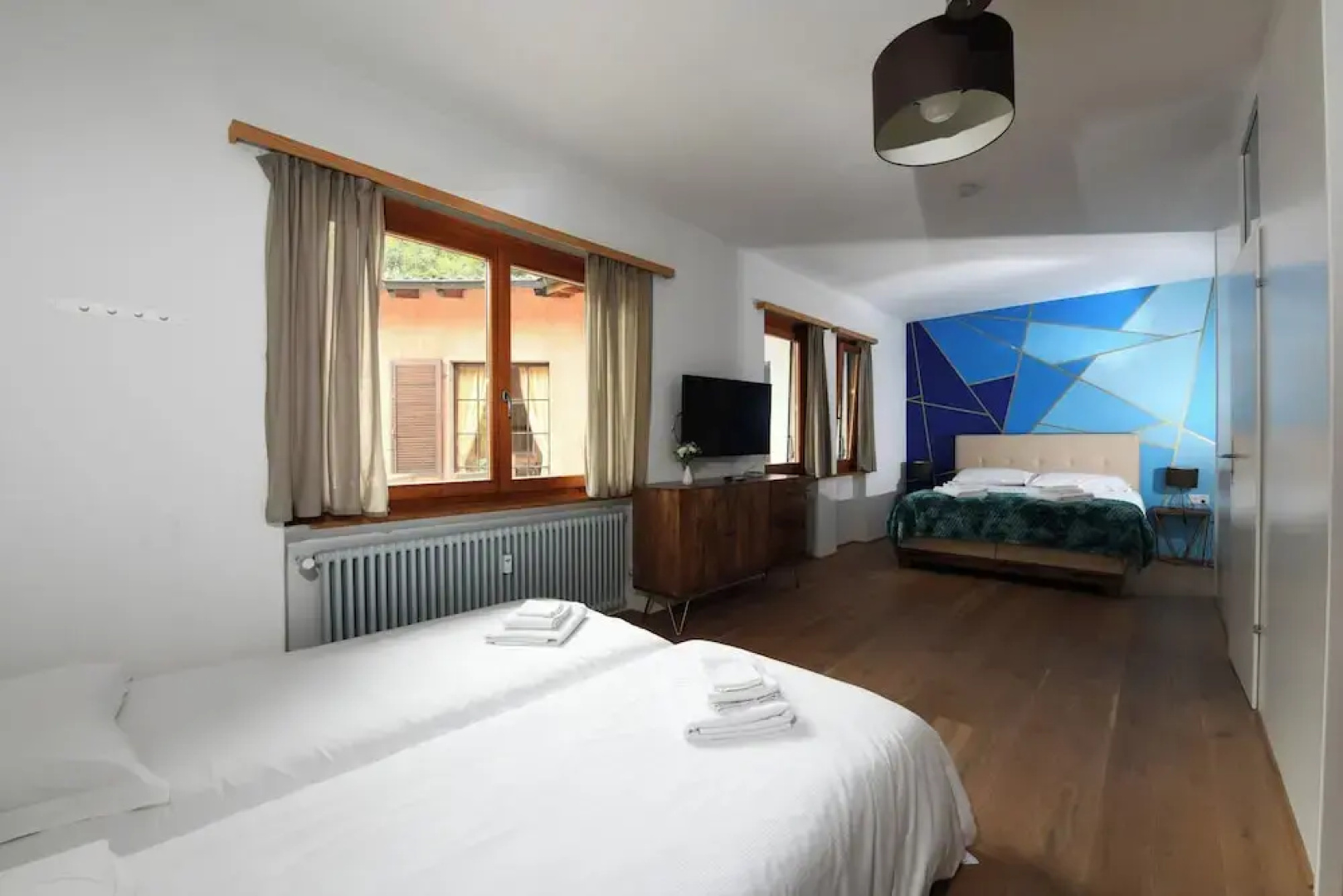 Bed & Breakfast 7rooms Losone