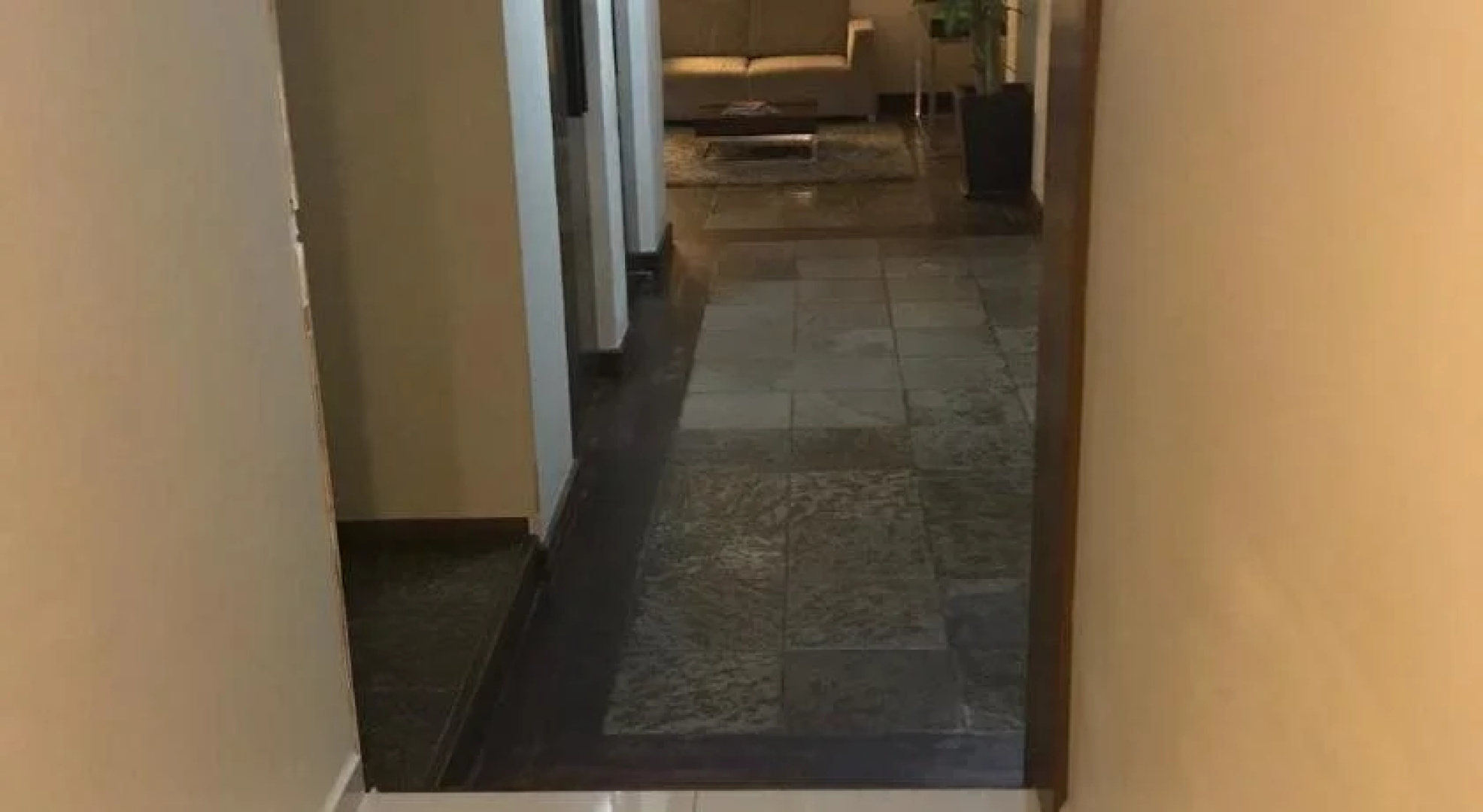 Wall Street Flat Service