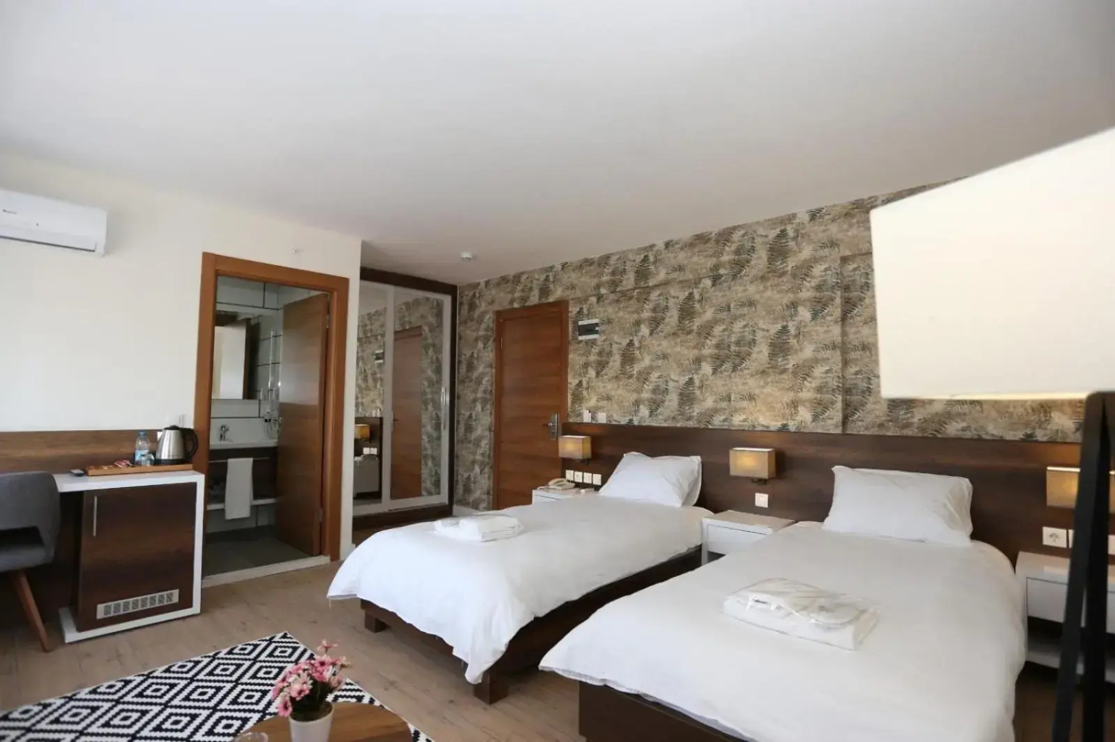 Avwan Hotel Cigli