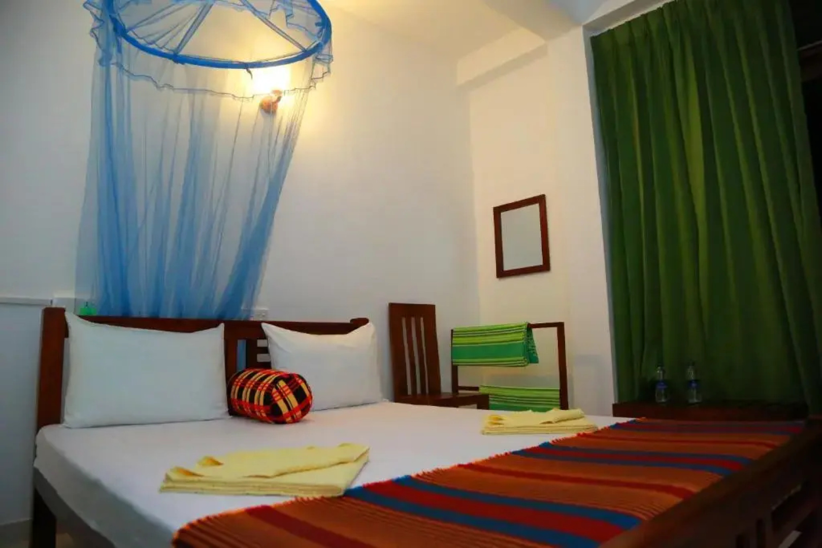Vishmee Holiday Inn