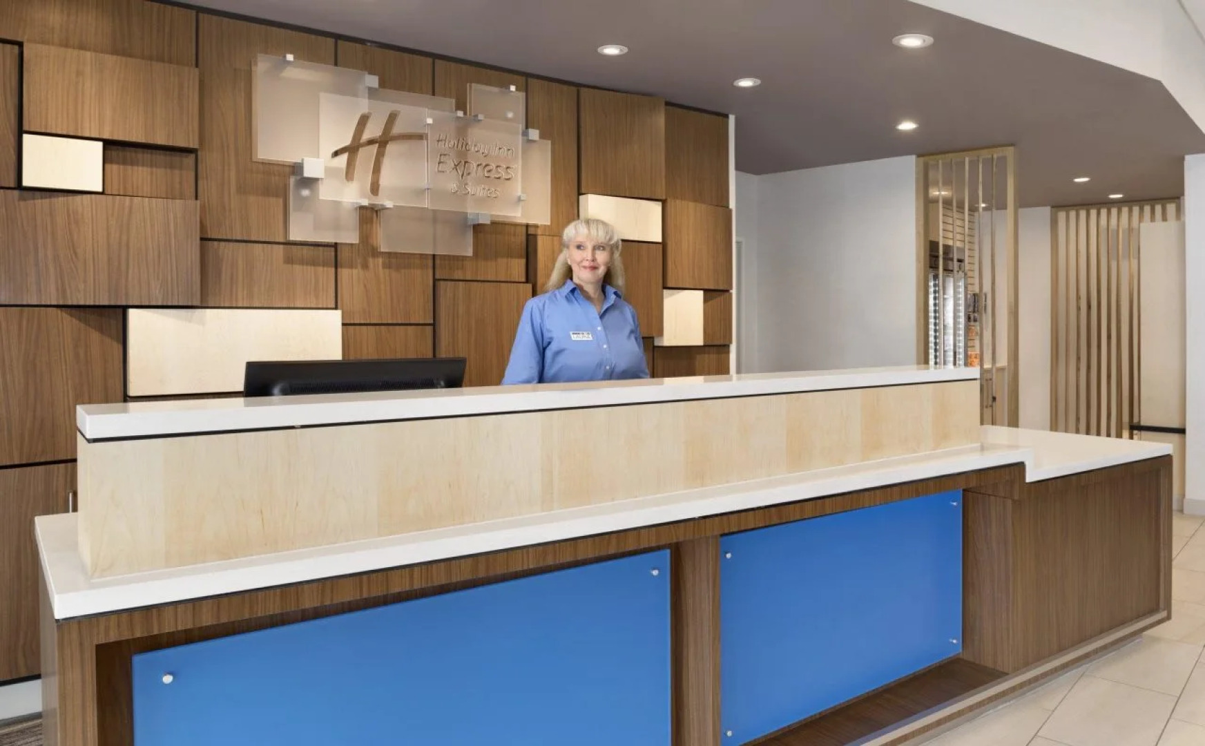 Holiday Inn Express & Suites Duluth North - Miller Hill by IHG
