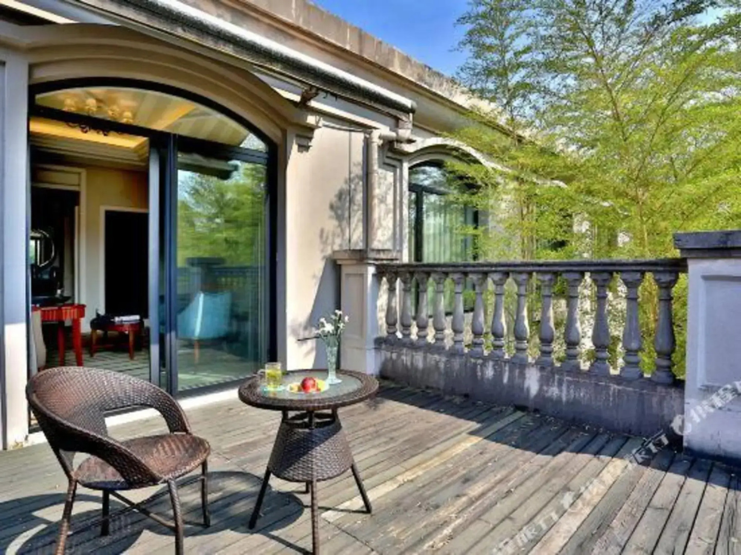 Weisheng Xiangyi Hotel (Xiangyi Building)