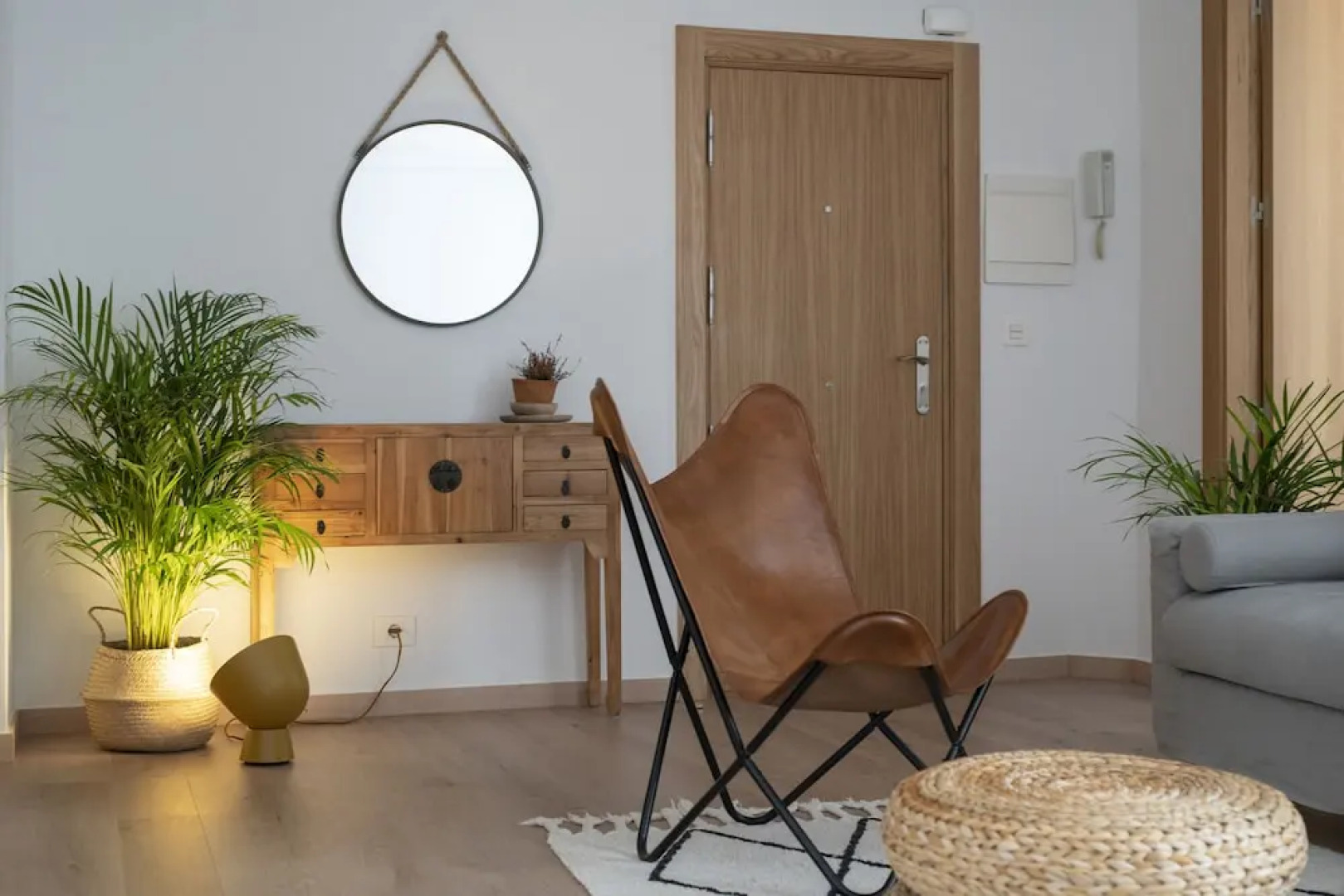 PREMIUM LOCATION! Central Park and Guggenheim