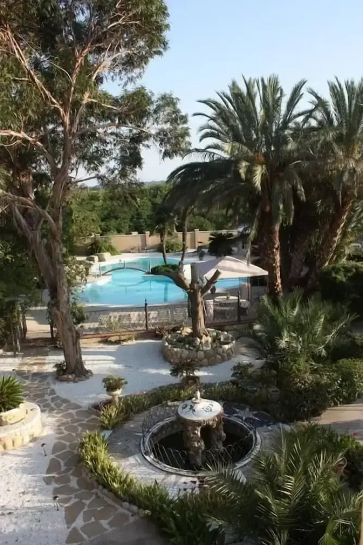 Hotel Casa Ceremines