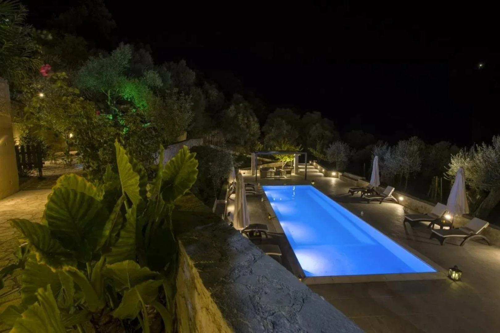 Serenity River Villa