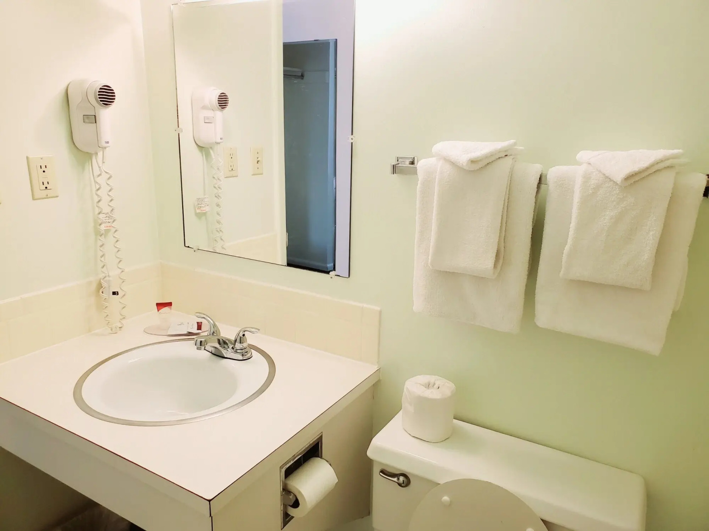 Budget Host Sheridan