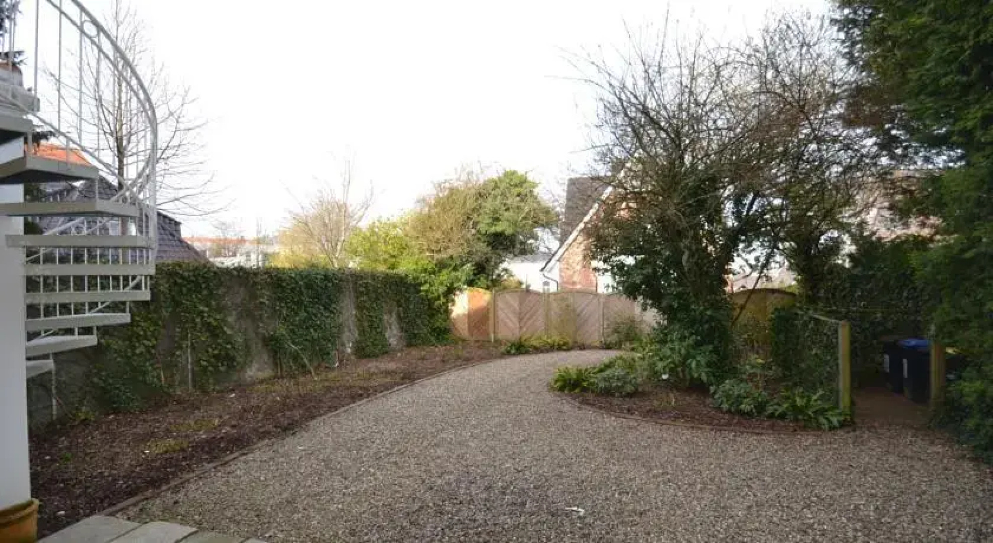 Gelbe Villa auf dem Museumsberg