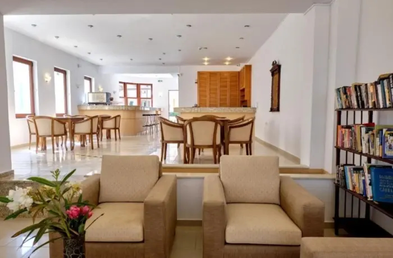 Niros Beachfront Aparthotel