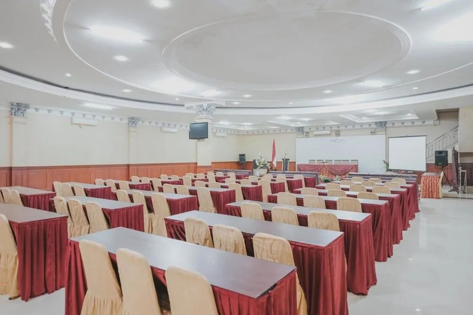 RedDoorz Premium @ Jalan Pal 10 Jambi