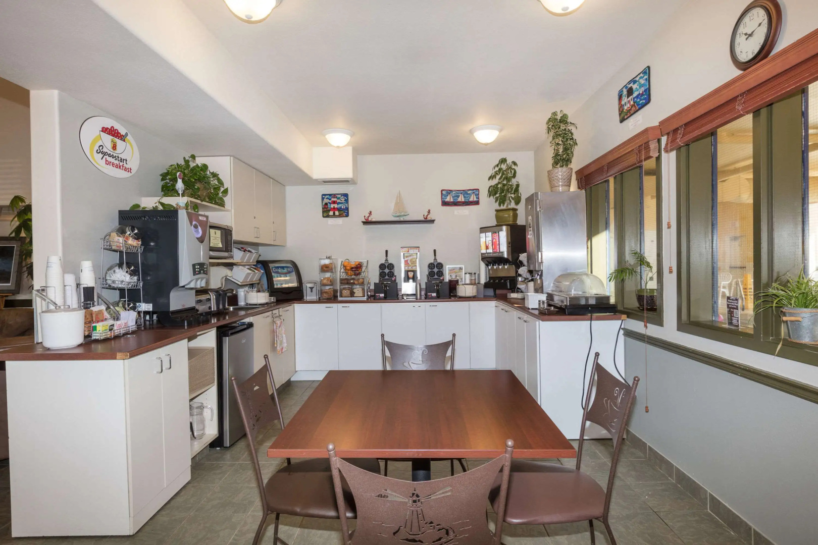 Super 8 by Wyndham Amherst NS