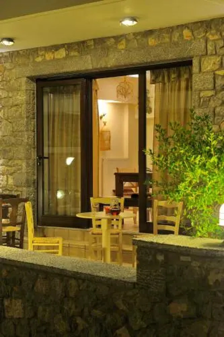 Dianthos Guesthouse