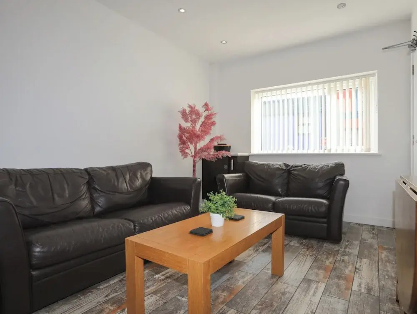 The Old Post Office 23 High Street