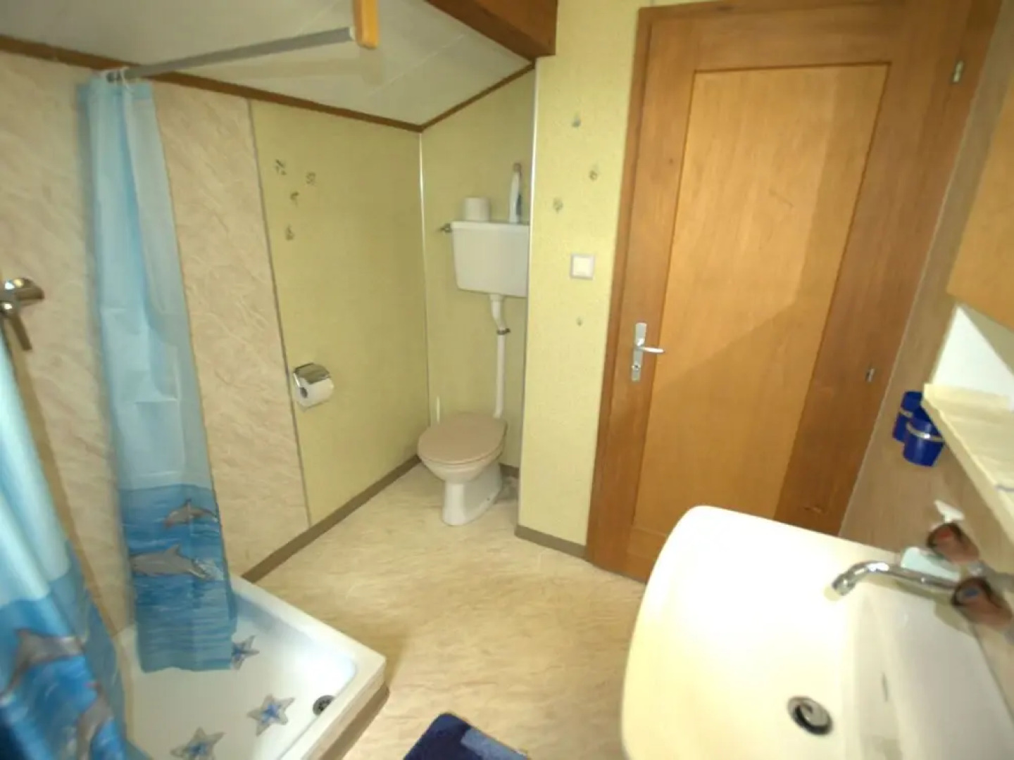 Neat House With View at the Mountains Near Lake Brienz