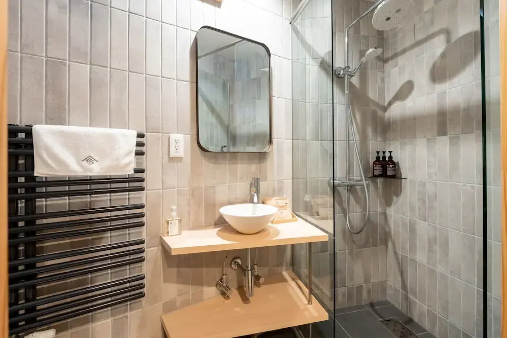 Tanuki Luxury Apartments