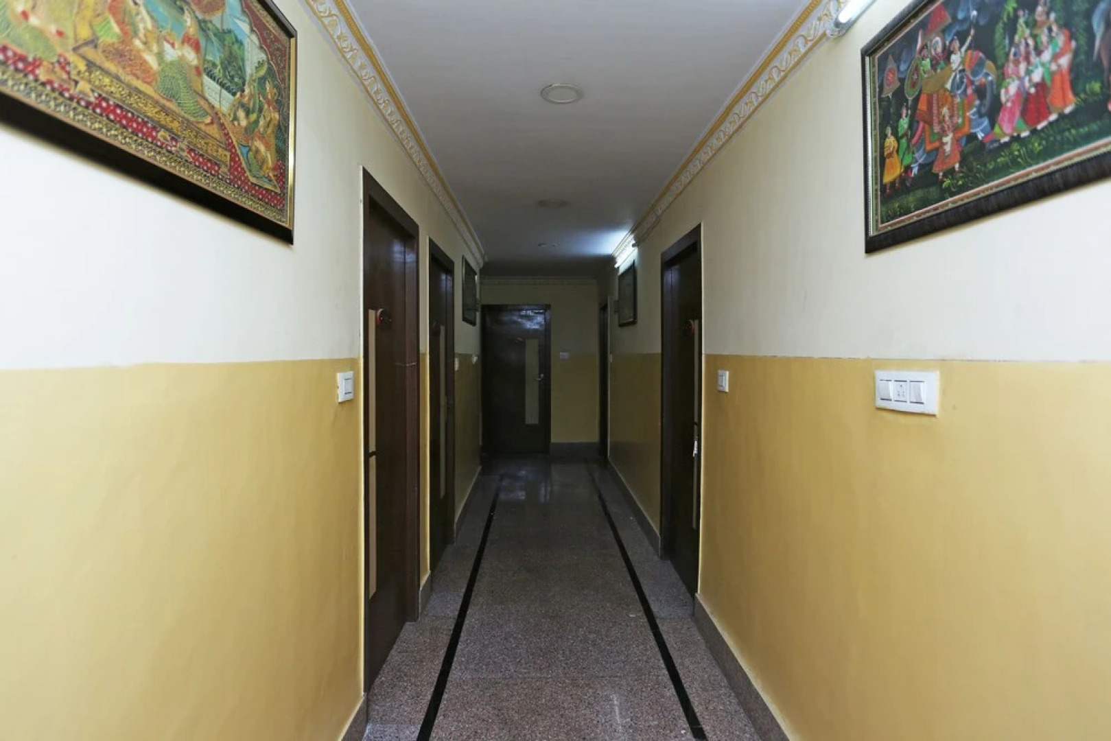 Shri Ganesh Hotel