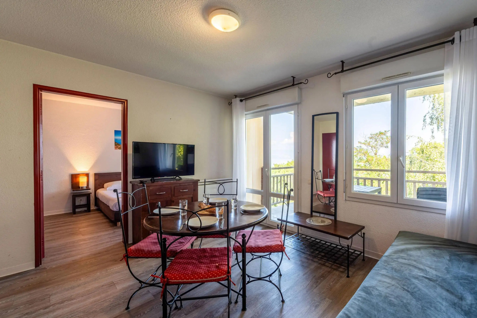 Zenitude Hotel-Residences Les Terrasses du Lac