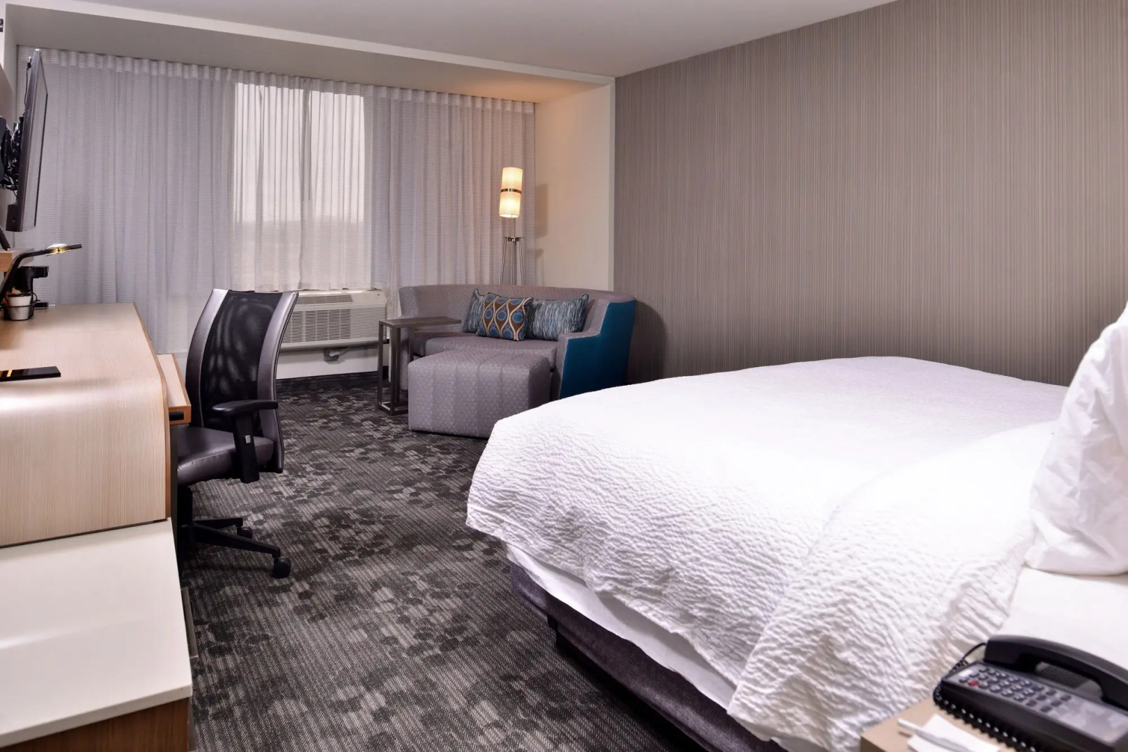 Courtyard by Marriott Edina Bloomington