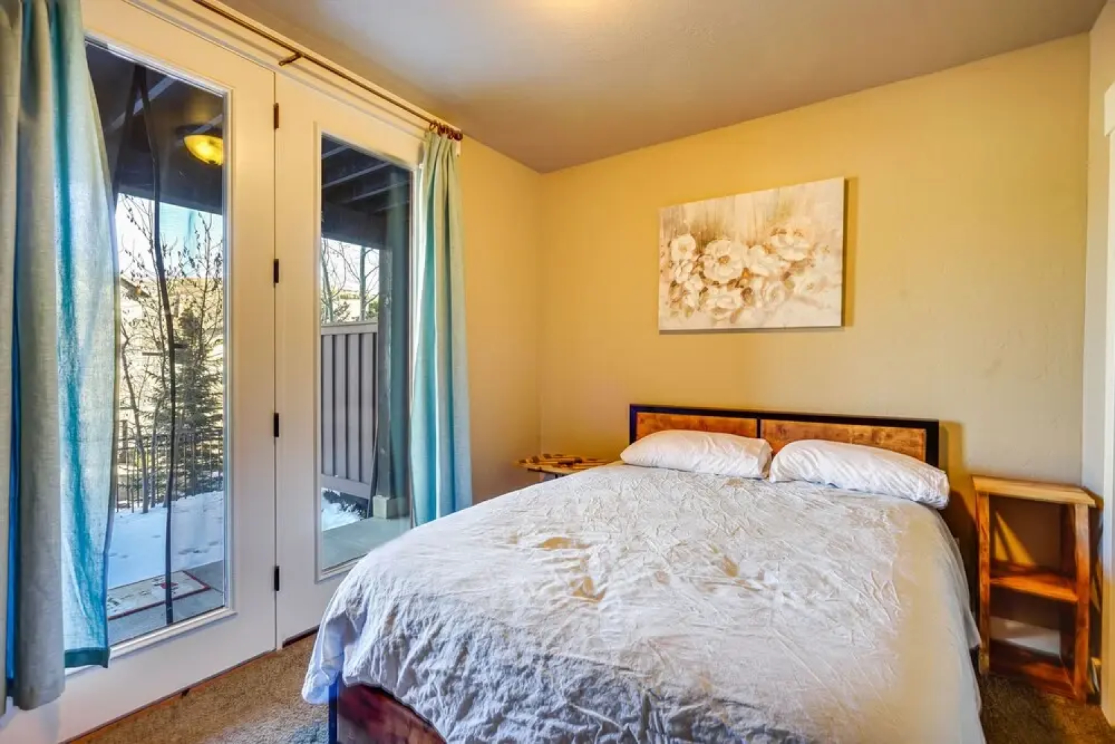 Townhome w/ Outdoor Pool Access: 6 Mi to Park City