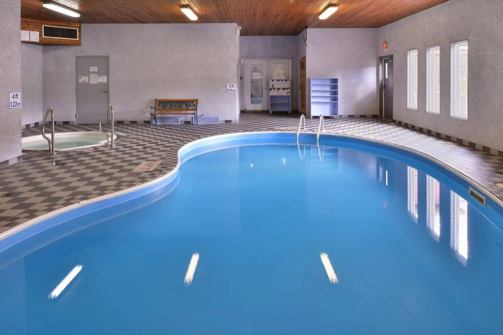 Canadas Best Value Inn & Suites Fernie