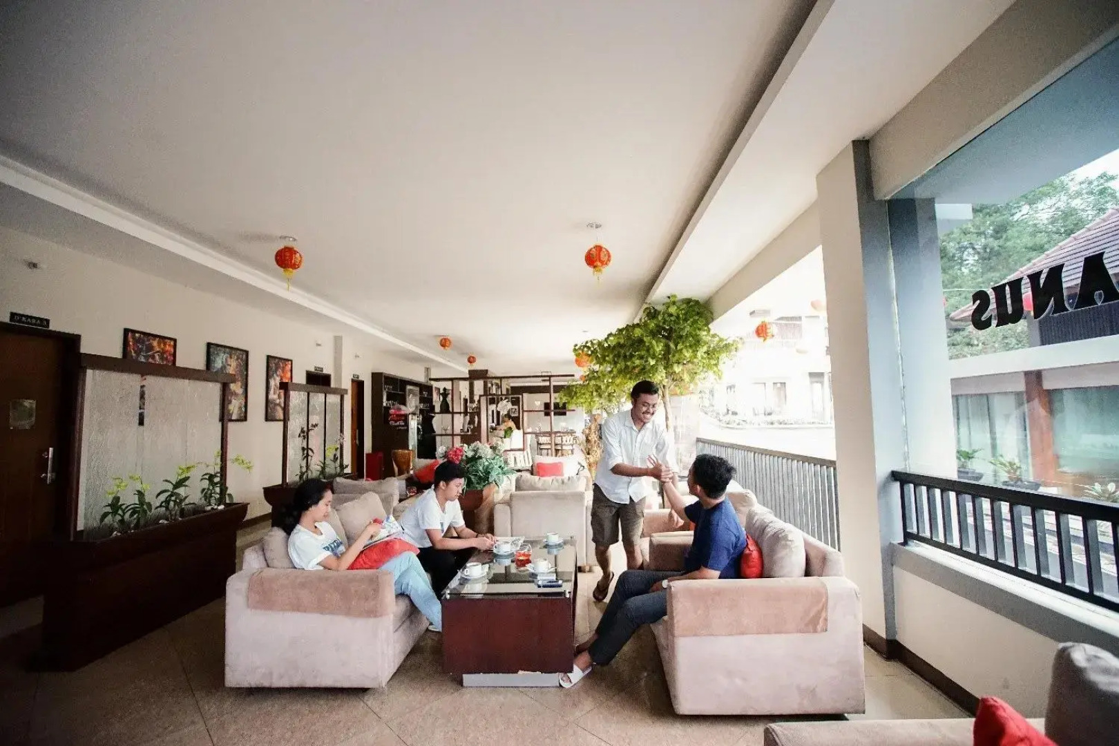 Grand Ussu Hotel & Convention