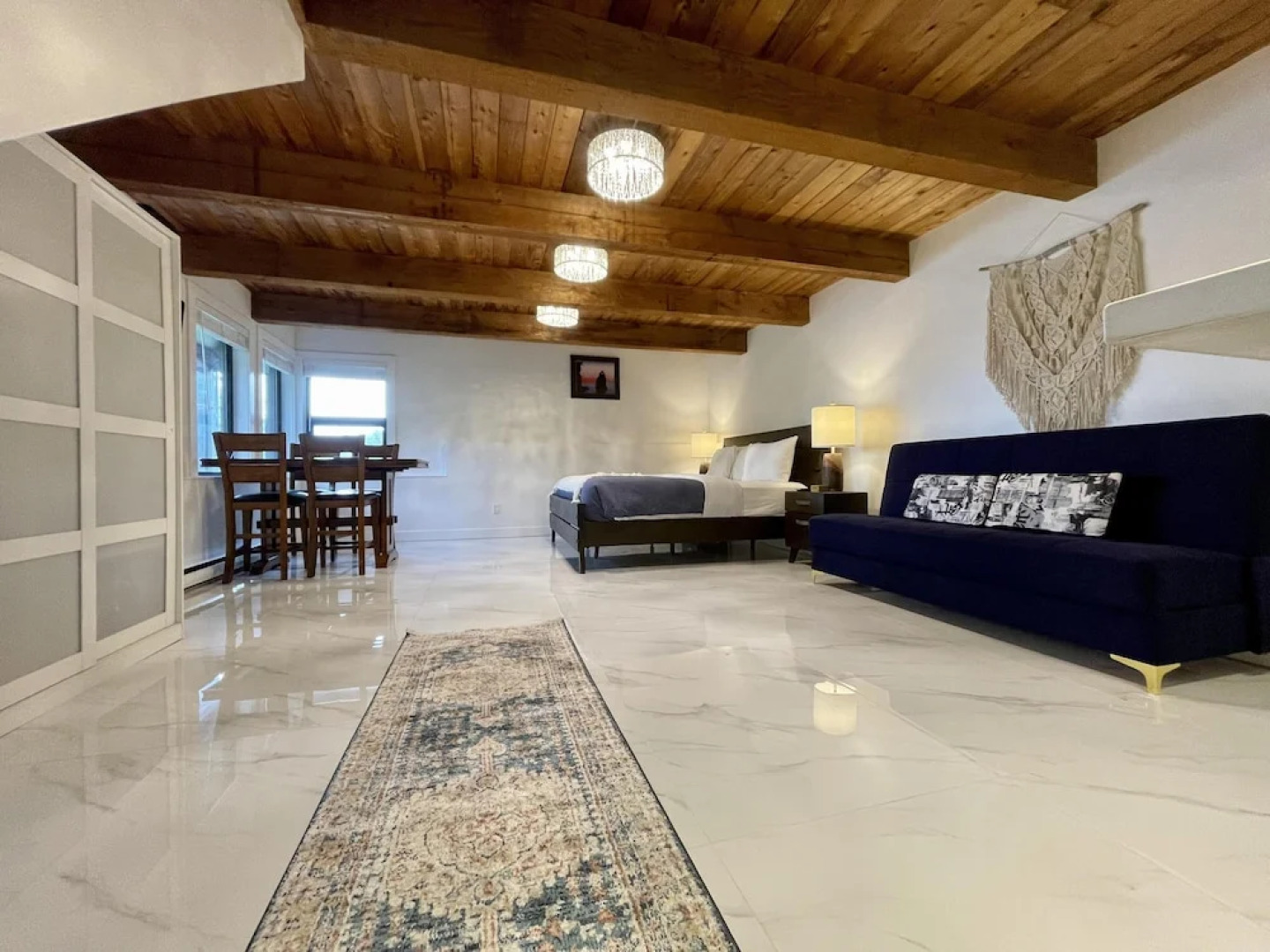 Little Bear Garden View Jean Marie Suite