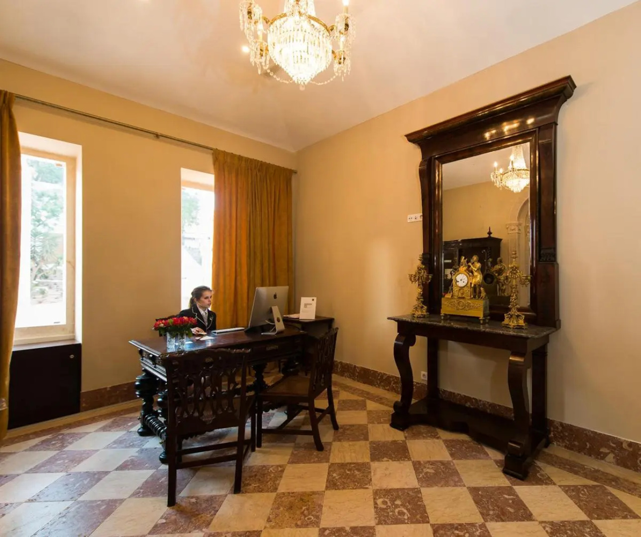 Отель Vila Gale Collection Palacio dos Arcos