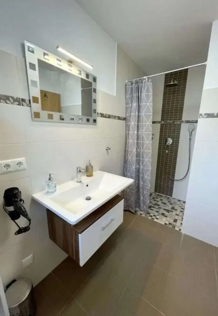 Holiday Home Crane's Nest