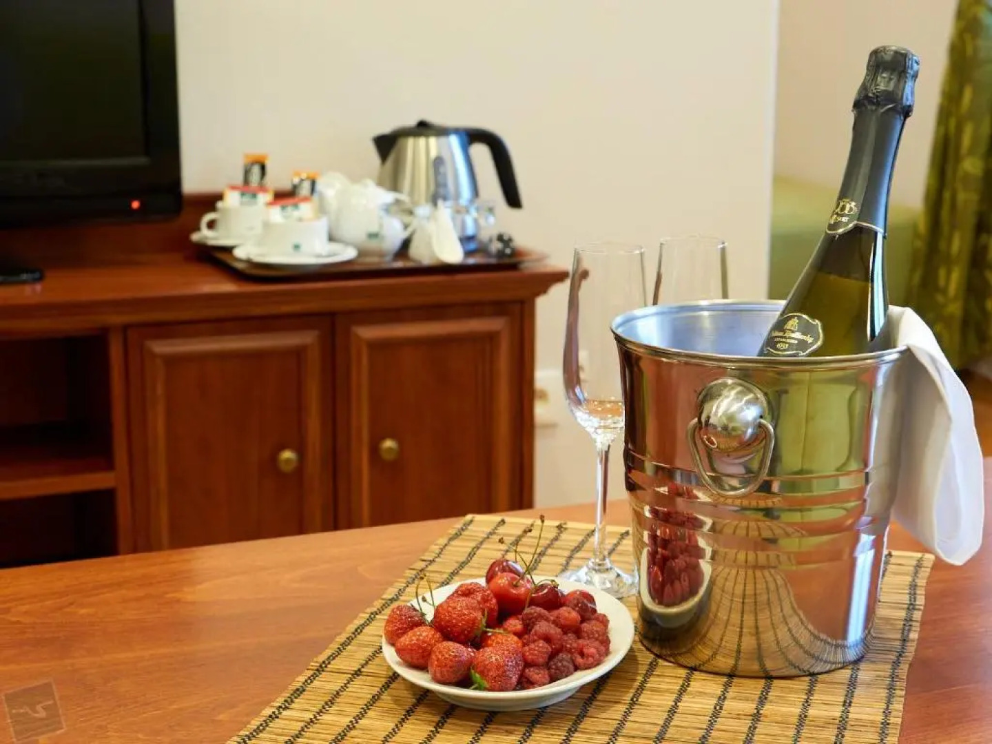 Hradná stráž Hotel&Apartments