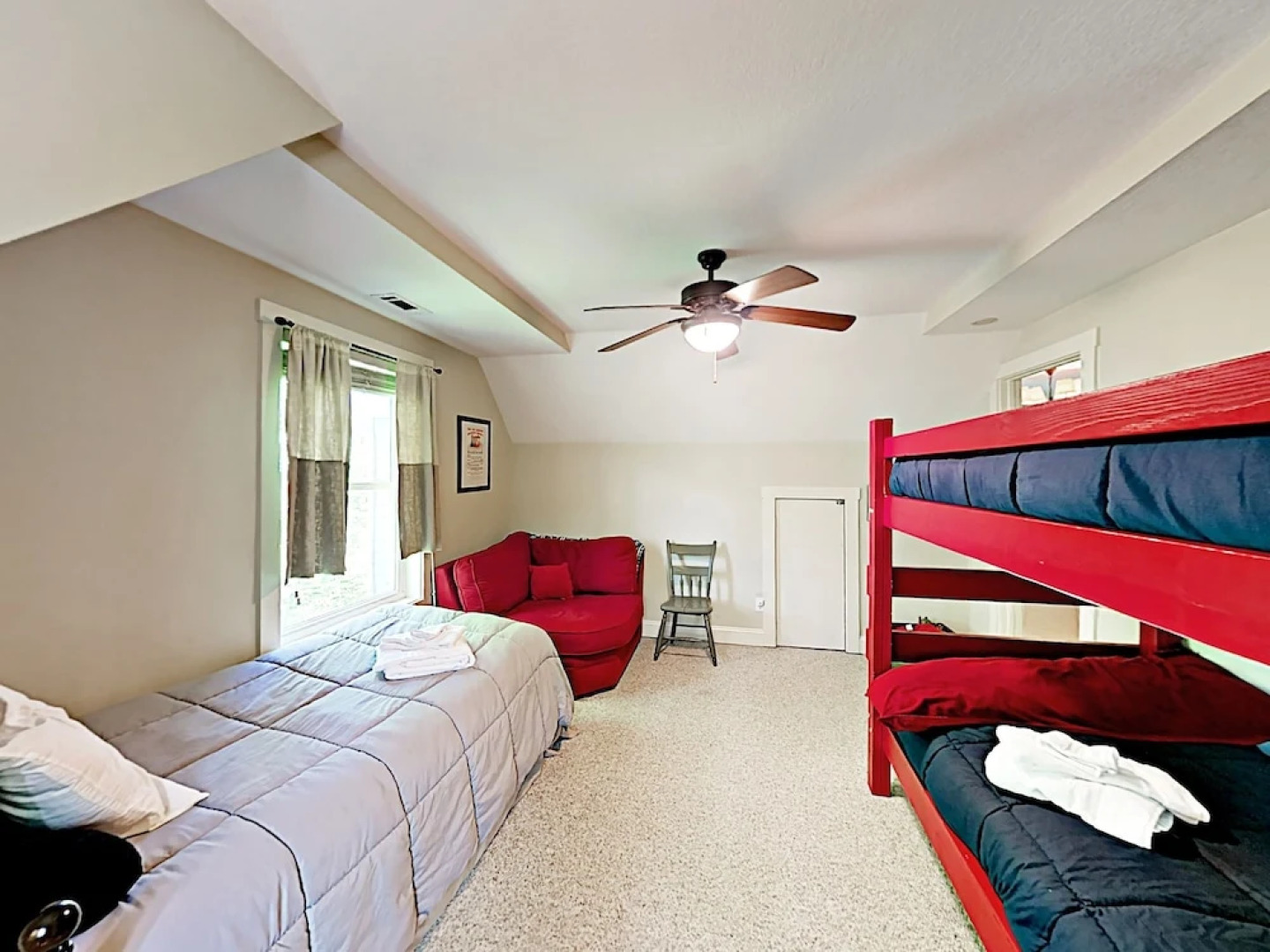 199 Atkins Loop Home 5 Bedrooms 3.5 Bathrooms Home