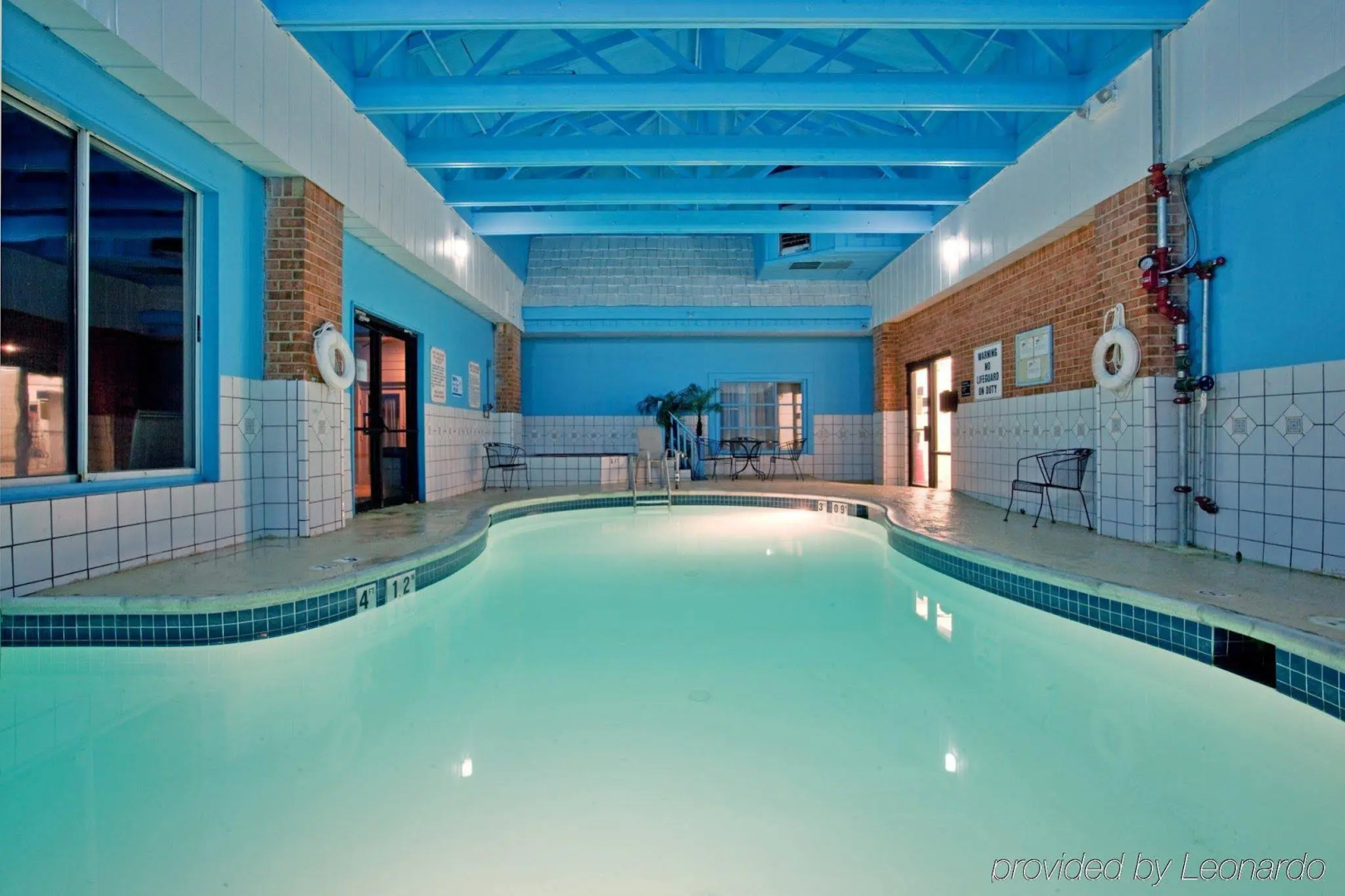 Days Hotel by Wyndham Williamsburg I-64