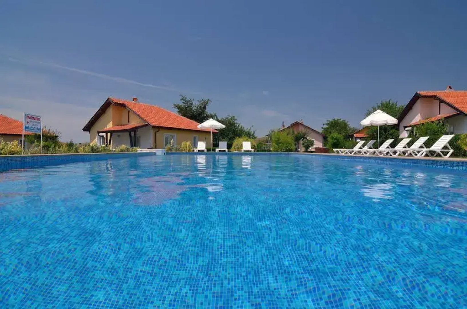 Sunny Hills Villas