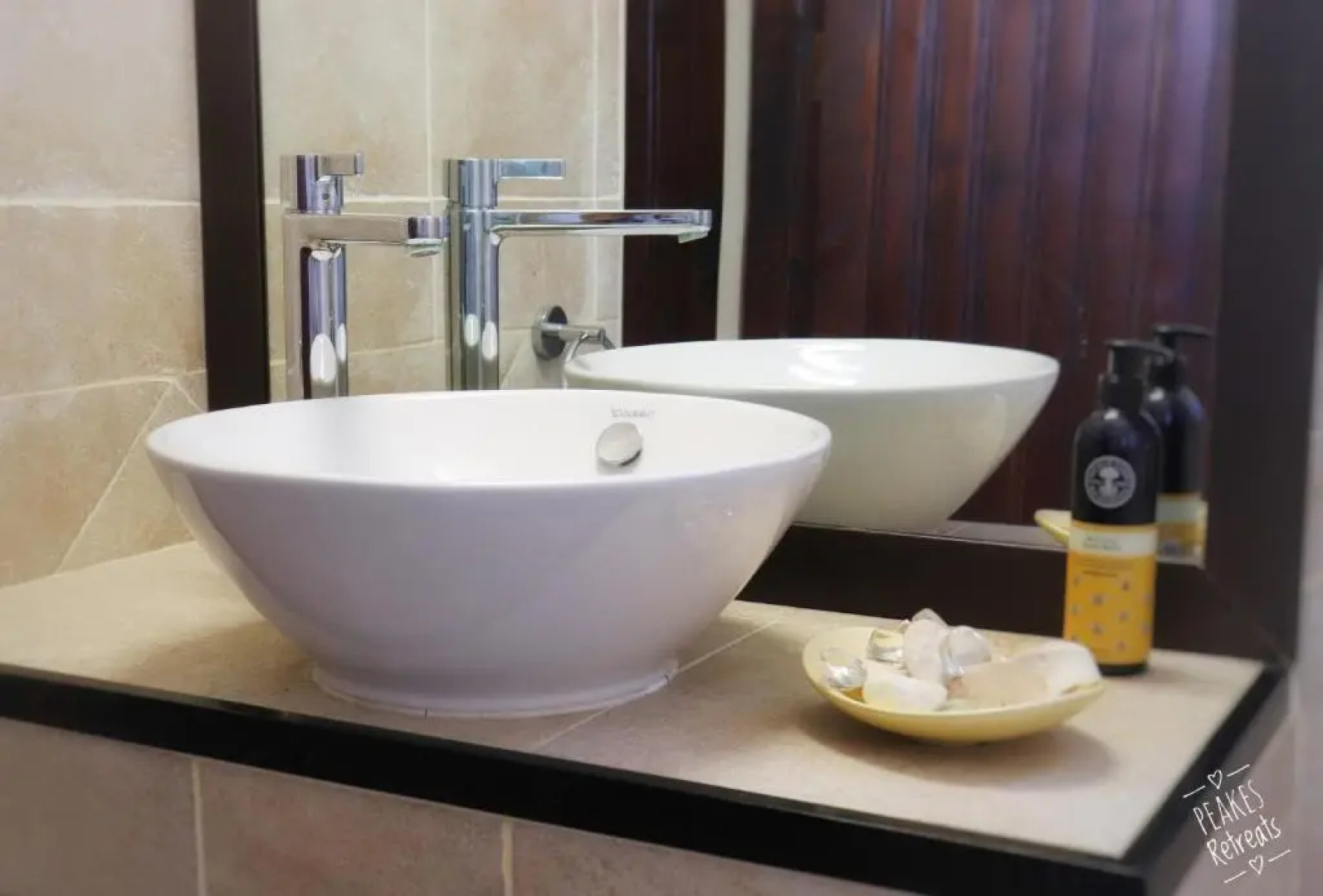 No1 The Lanterns, Peake’s Retreats