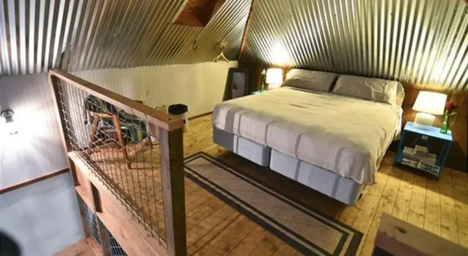 RedAwning The Loft @ Oyster Beach