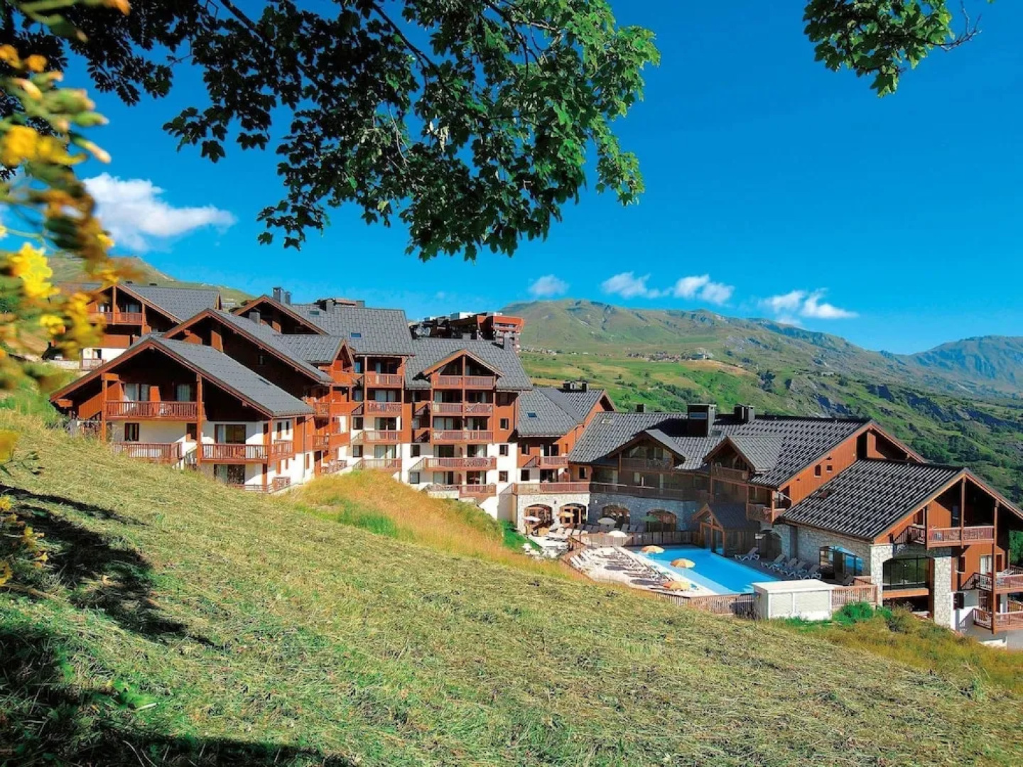 Nice Apartment With a Balcony Located 200 m. From the Slopes