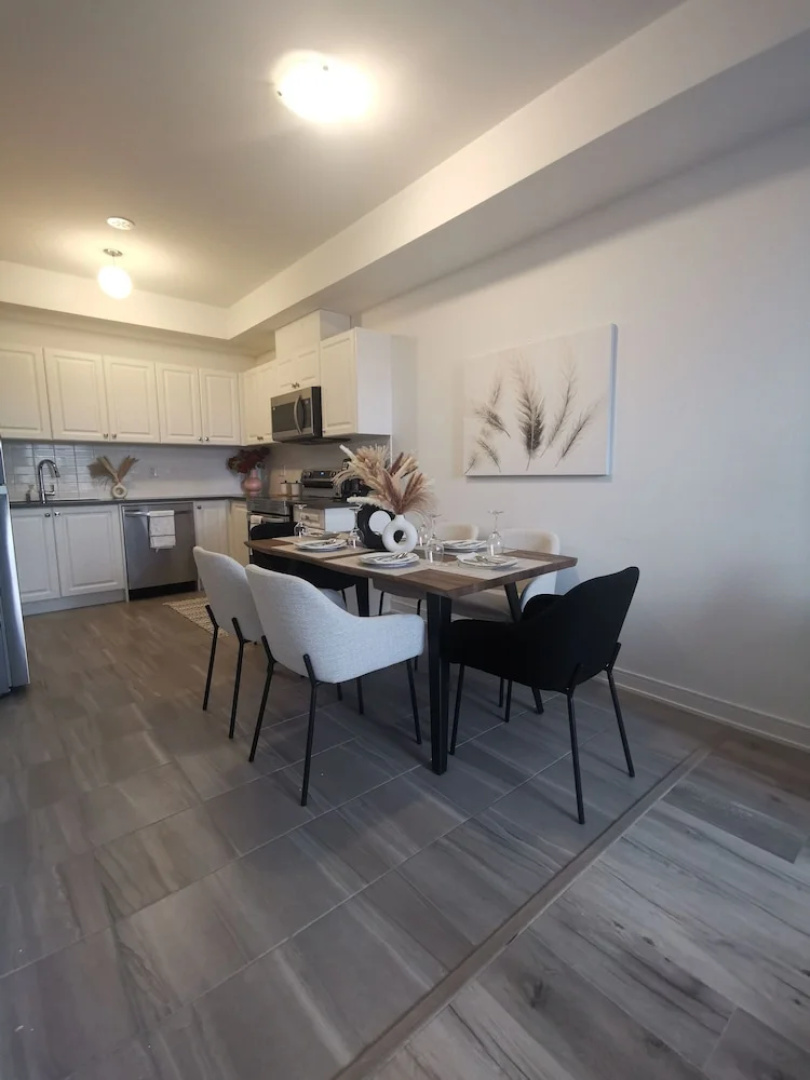 Barrie Comfort Lodging
