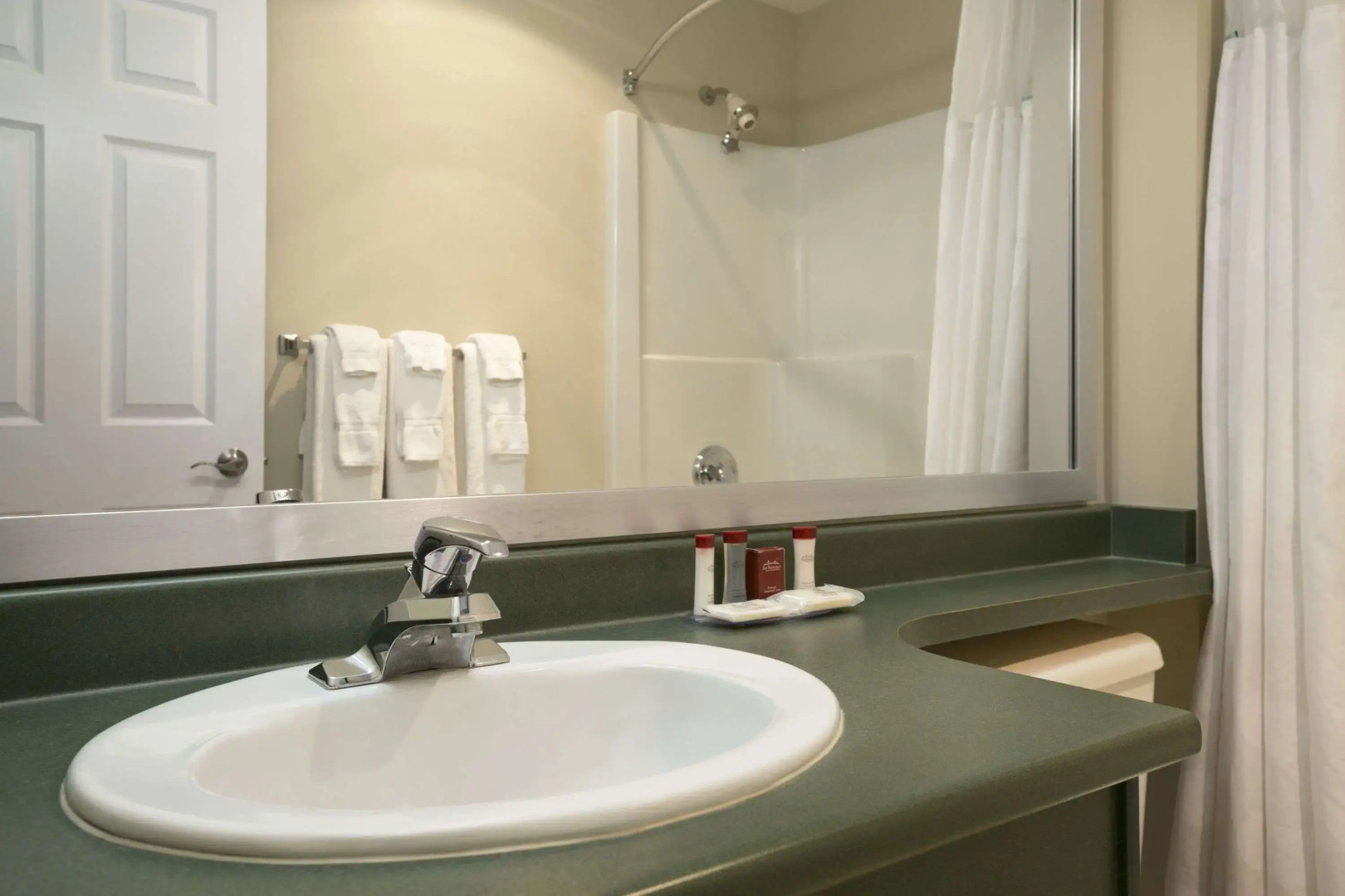 Ramada Limited Merritt