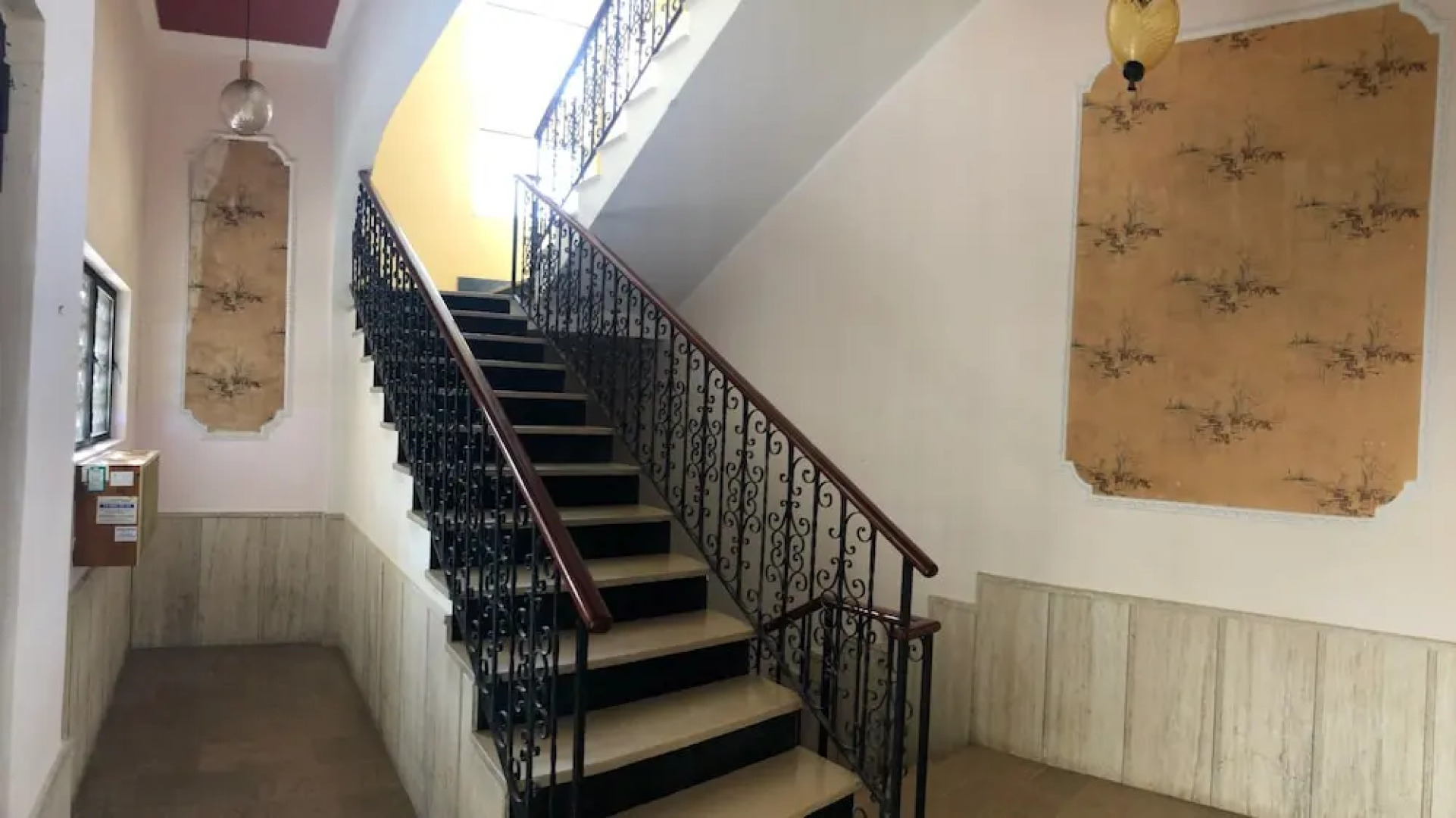 Leo Seaview Apartment