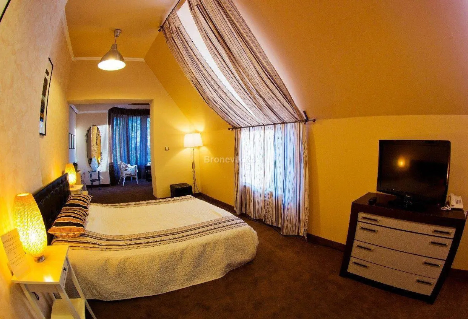 Арт-отель «Карасково»