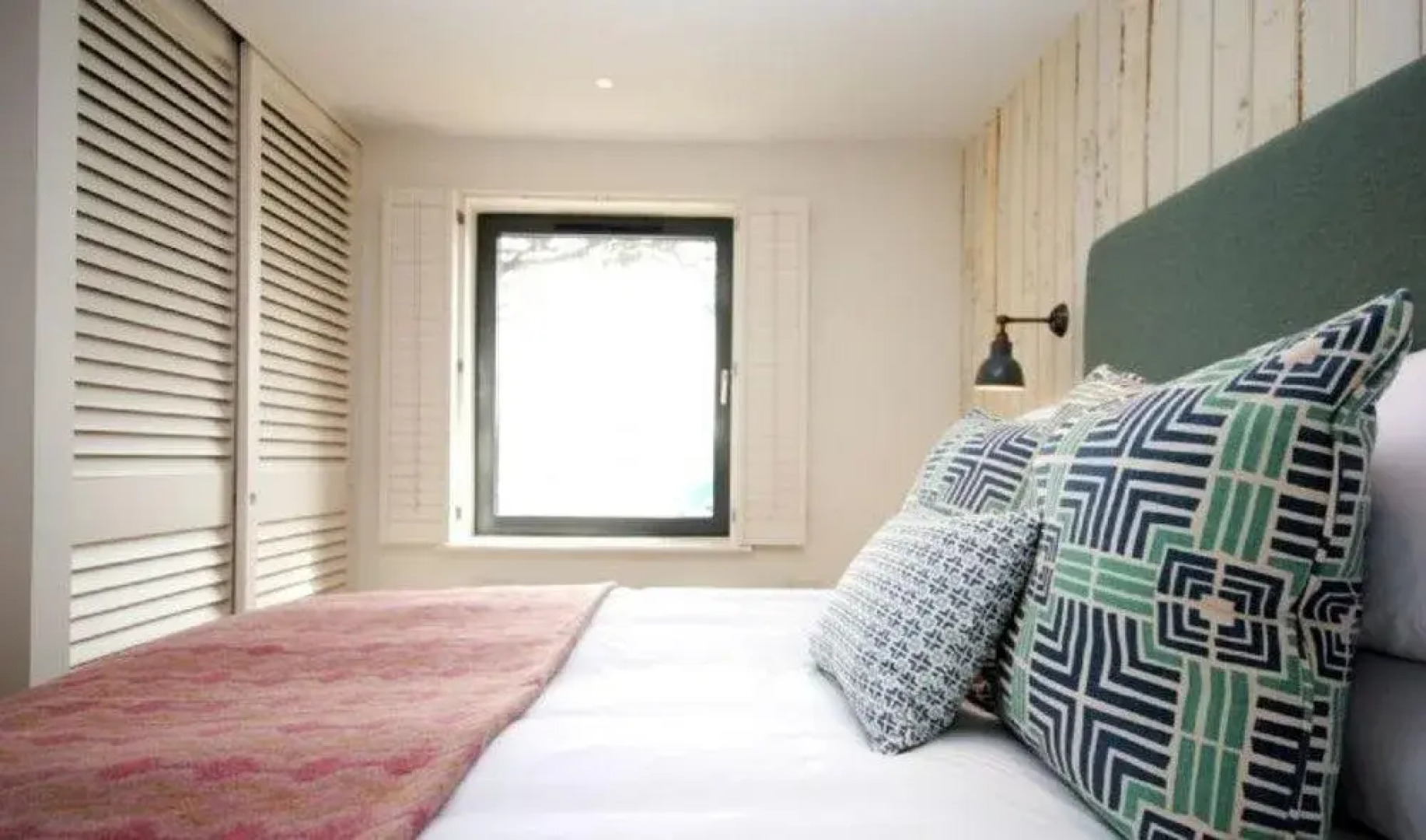 Seaview Holidays - Salterns Village