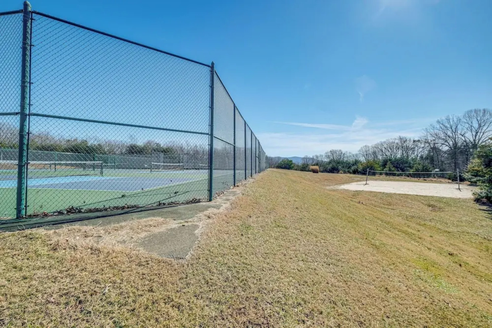 'better Lake Than Never' Huddleston Condo