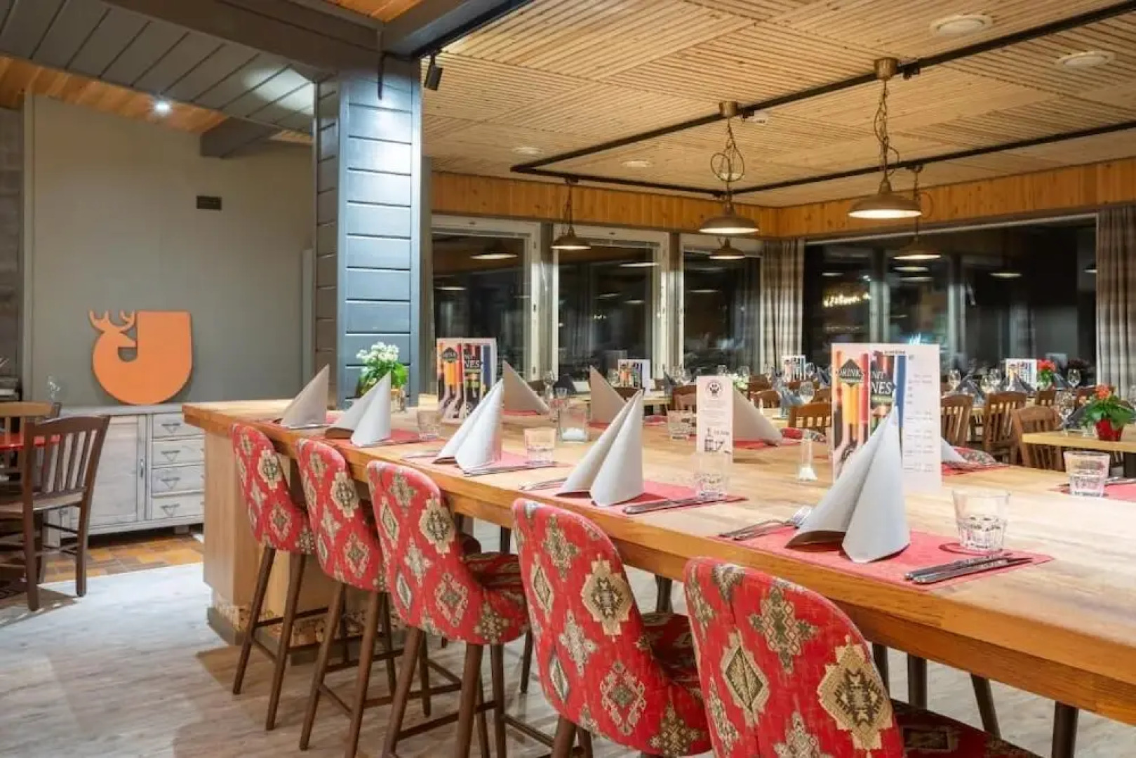 Jeris Hotel & Cabins