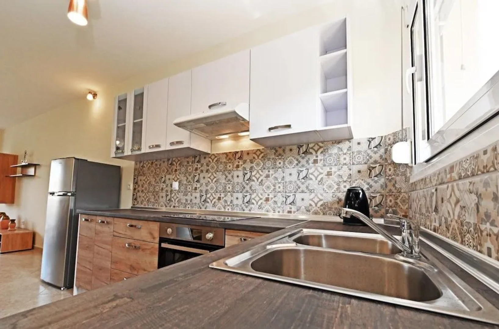 Meloida Apartment by TravelPro Services- Nea ...